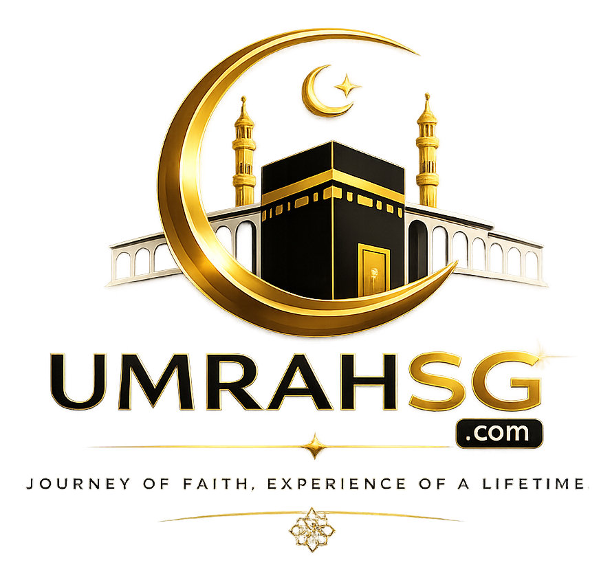 alt="Muslims performing Umrah at Masjidil Haram with UmrahSg.com"